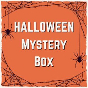 HOLLOWEENY BOX